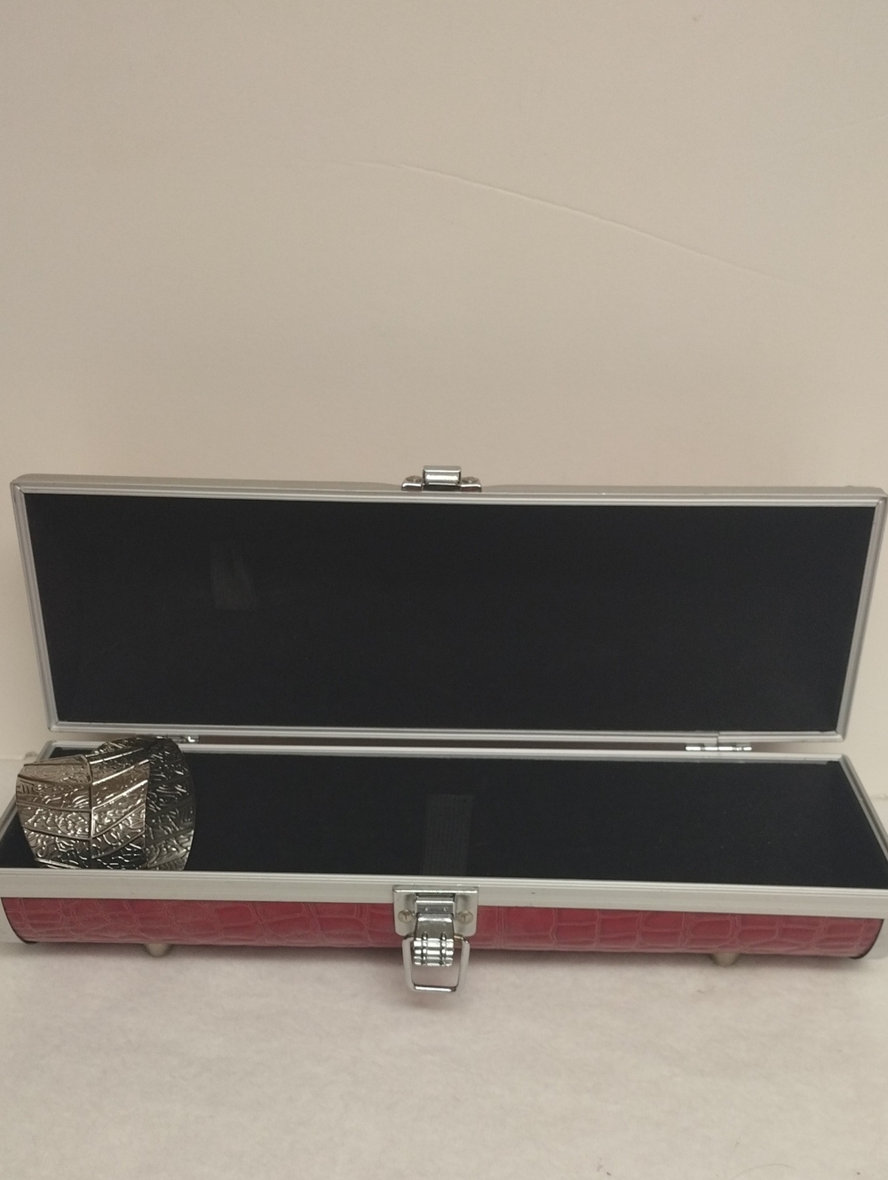 TRAVEL BRACELETS EMPTY BOX STORAGE